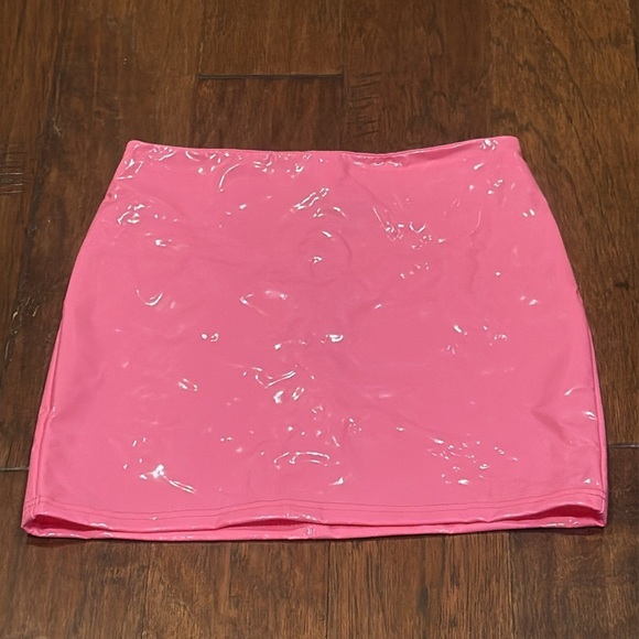Small / Size 4 Barbie Pink Mini Pencil Skirt for Night Out - Picture 2 of 9